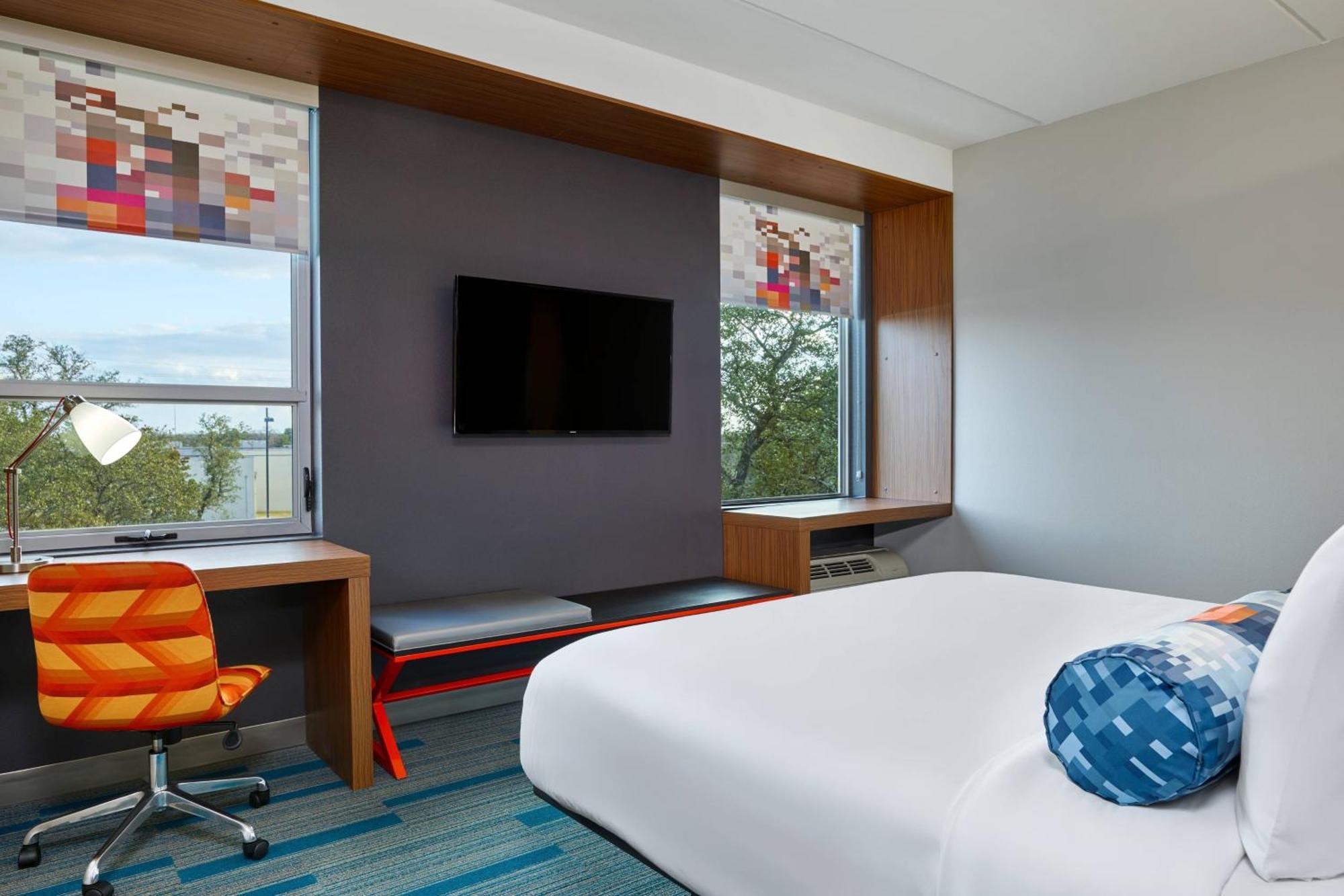 Отель Aloft Austin Northwest Экстерьер фото